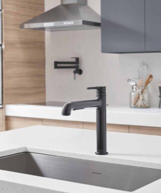 American Standard Studio® S Pull-Out Dual-Spray Kitchen Faucet