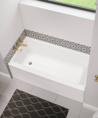 MAAX Bosca 60" x 32" x 20 3/8" AFR Acrylic Alcove Bathtub