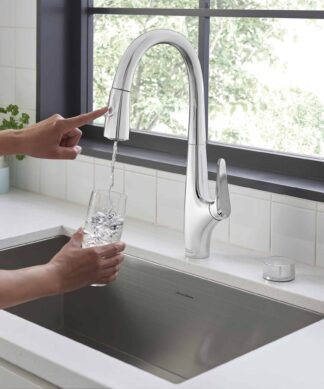 American Standard Saybrook Single-Handle Pull-Down Dual Spray Kitchen Faucet 1.5 GPM with Filter