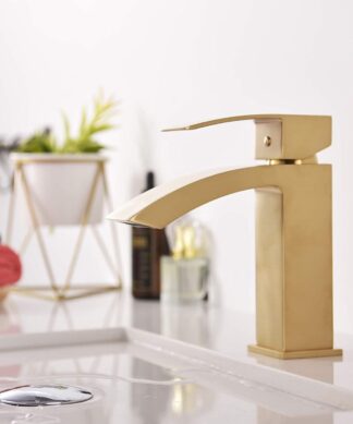 RUBY CANADA SATRO SINGLE HOLE BATHROOM FAUCET