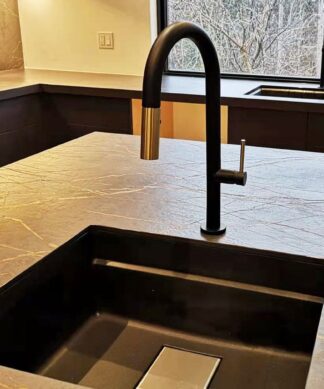 RUBY ELEGANTE PULL-DOWN DUAL SPRAY KITCHEN FAUCET